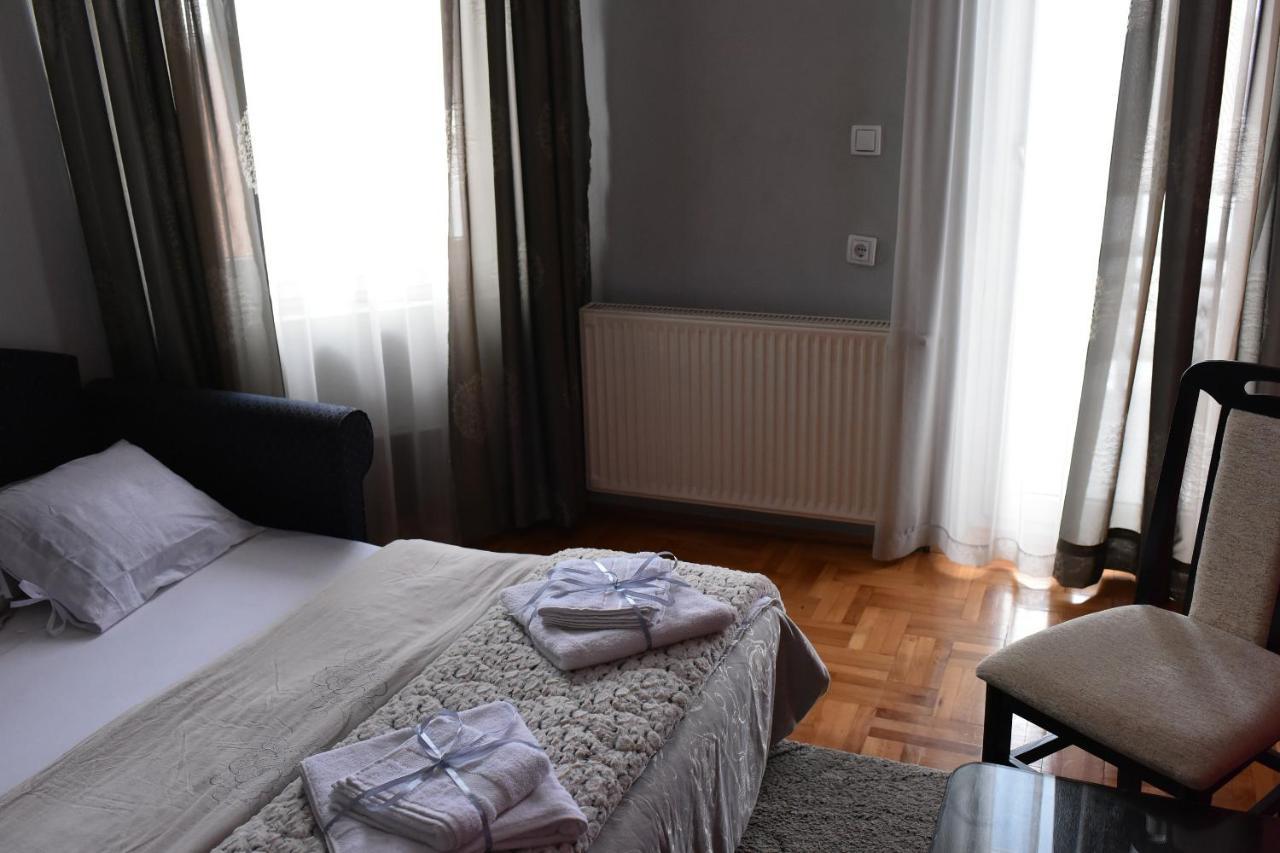Blue House Apartment Ni Εξωτερικό φωτογραφία