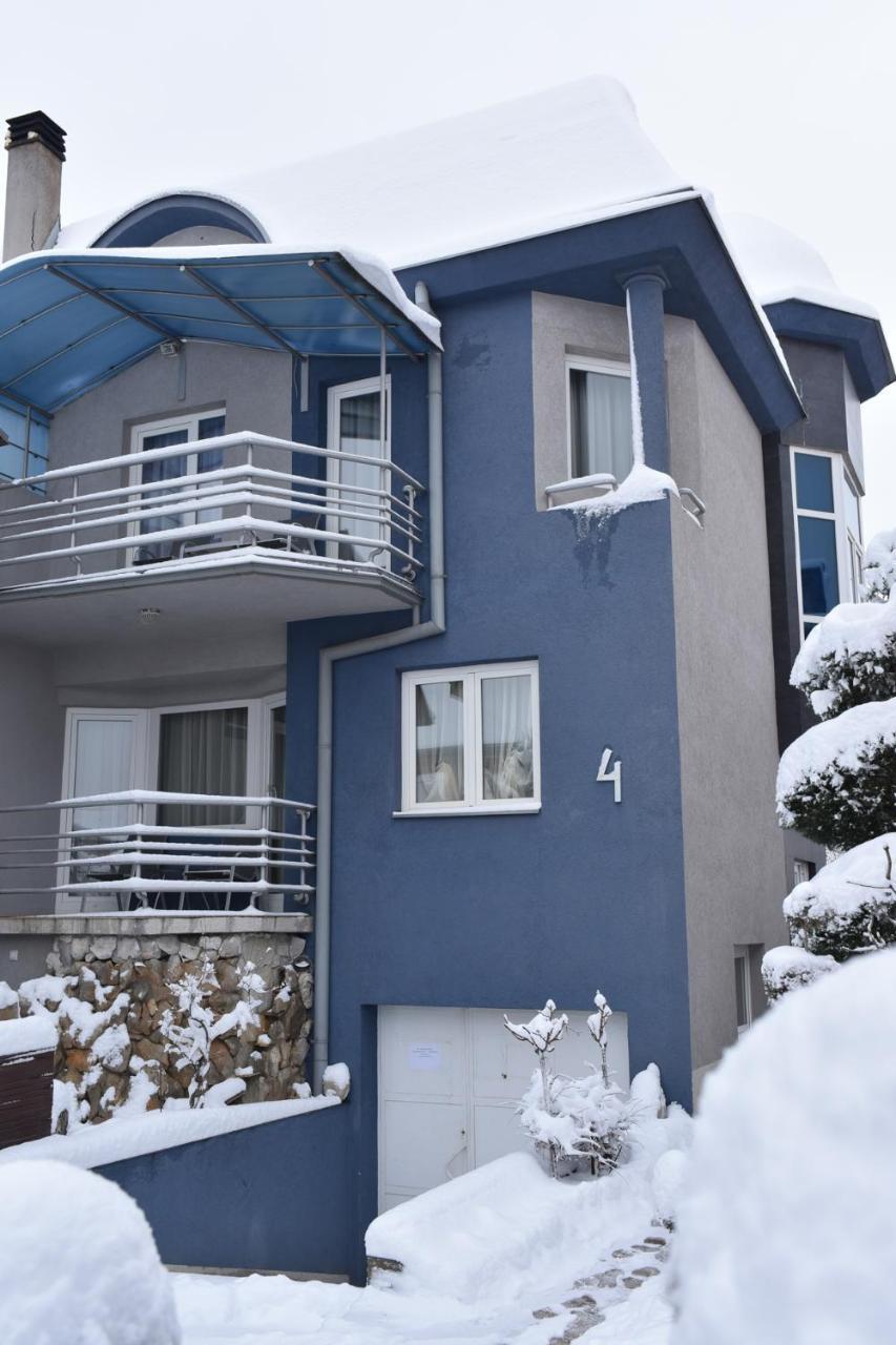 Blue House Apartment Ni Εξωτερικό φωτογραφία